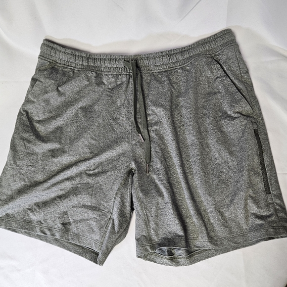 All In Motion Mens Large Athletic Shorts - Picture 1 of 8